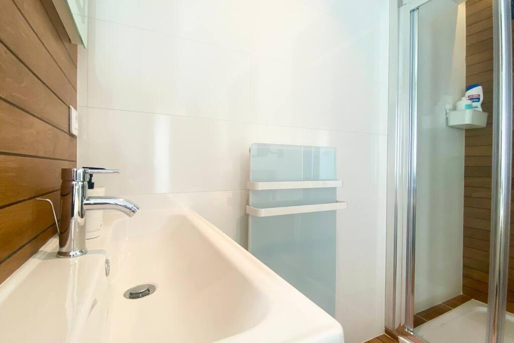 Appartement Avec Vue Jardin Proche De Paris Saint-Maurice  Exterior foto